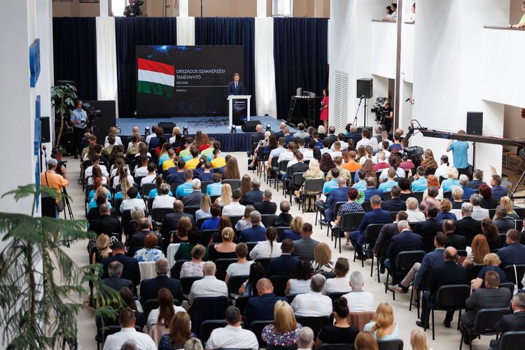 Elstartolt a 2025/26-os tanév!