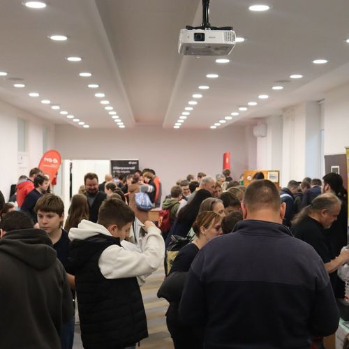 Több mint 200 látogatóval zajlott a BMSZC Interaktív Műszaki Börzéje