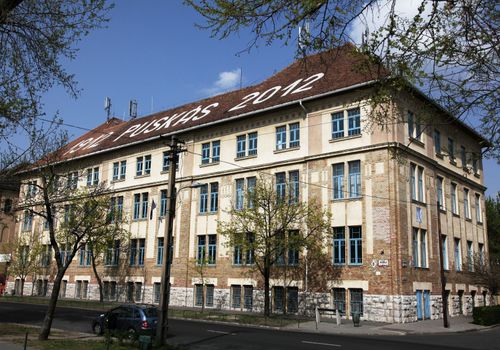 puskás iskola képe
